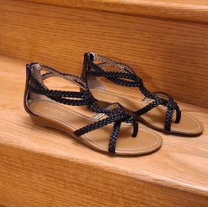 Low-heel Gladiator Sandals